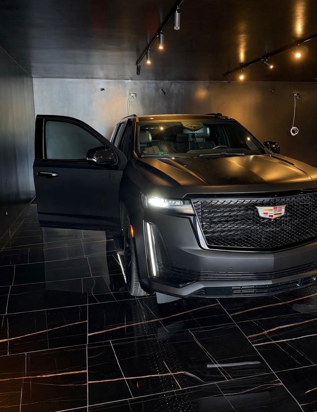 Cadillac Escalade Nero